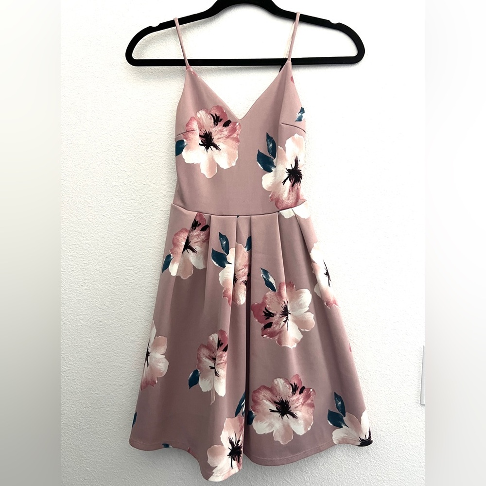 Floral dress - lavender/light maroon color